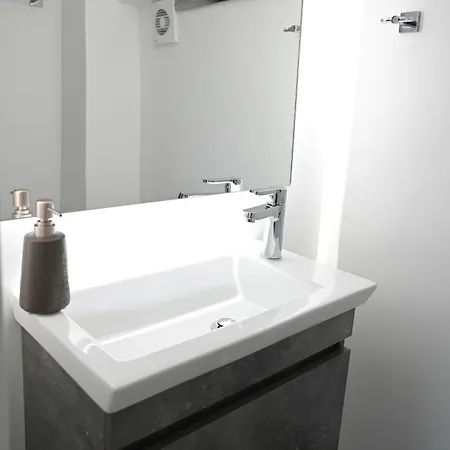 Two-floor Loft With Private Entrance